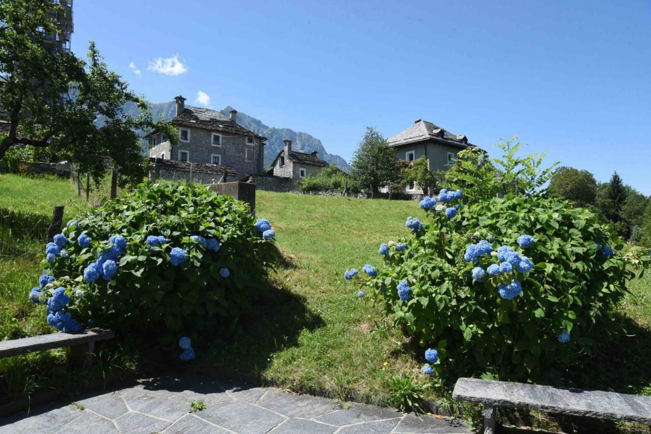 Hotel Antico Intragna Exteriör bild